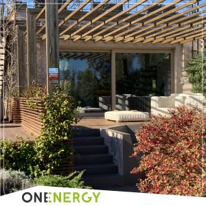 Ristrutturazione a Roma con agevolazione Superbonus 110%:  - Realizzazione di coibentazione perimetrale (cappotto), - Realizzazione centrale termica e building automation, - Sostituzione infissi, - Impianto solare termico, - Impianto fotovoltaico con sistema di accumulo, - Stazione di ricarica elettrica.